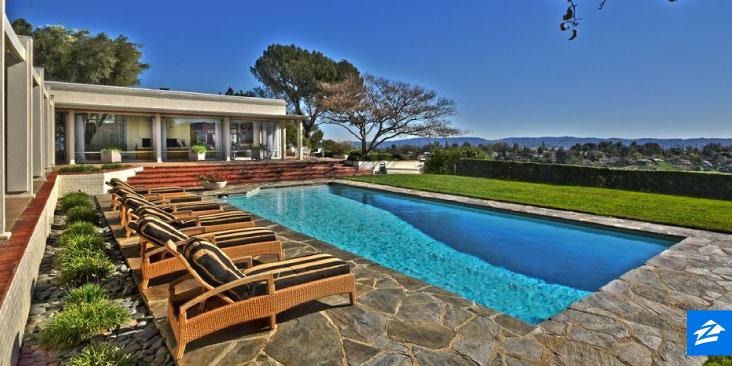 zillow's tweet image. Frank Sinatra's rumored hookup joint for Marilyn Monroe and John F. Kennedy hits the market. | zlw.re/6011N4PH