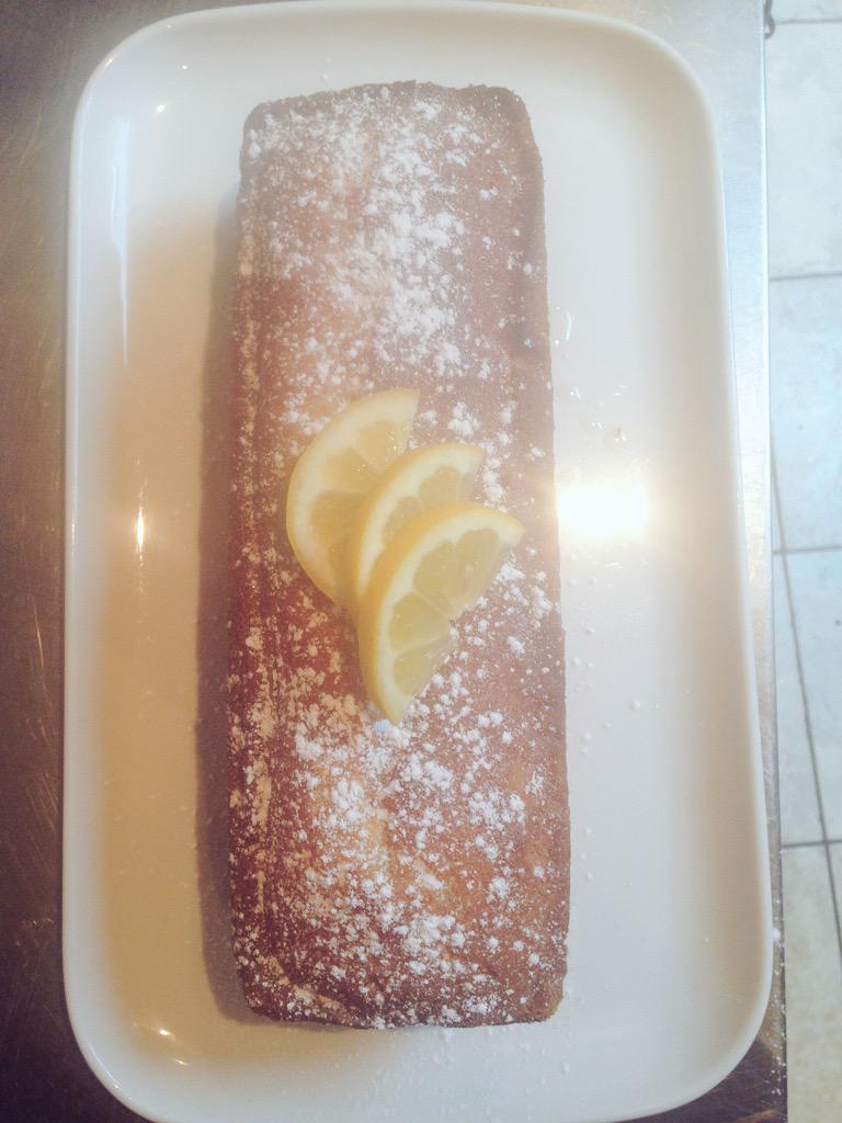 TroisCoeur's tweet photo. Can't believe we served our last lemon drizzle cake yesterday 🎂🍋 #cake #dessert #foodporn #alpineaction http://t.co/DudCIAEFAD
