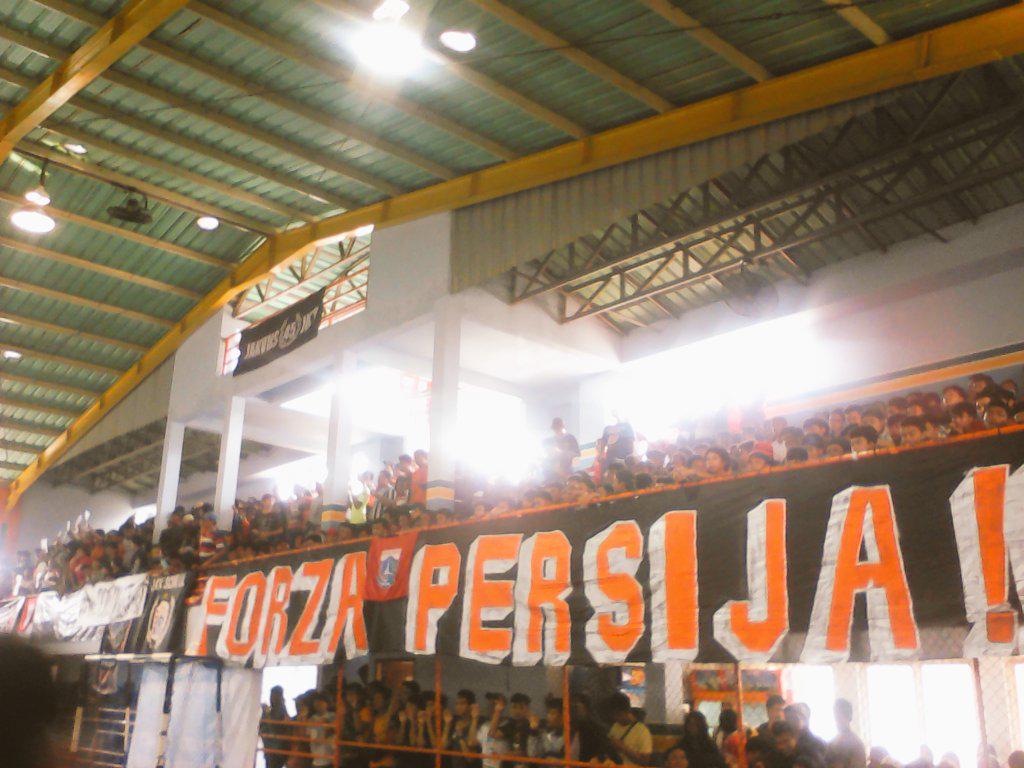 Fanboycrypto0x's tweet photo. Yuk merapat mendukung Persija Jakarta Futsal di My futsal ,Cidodol (Kebayoran Lama) #PersijaFutsal http://t.co/Bef1Rsx3se