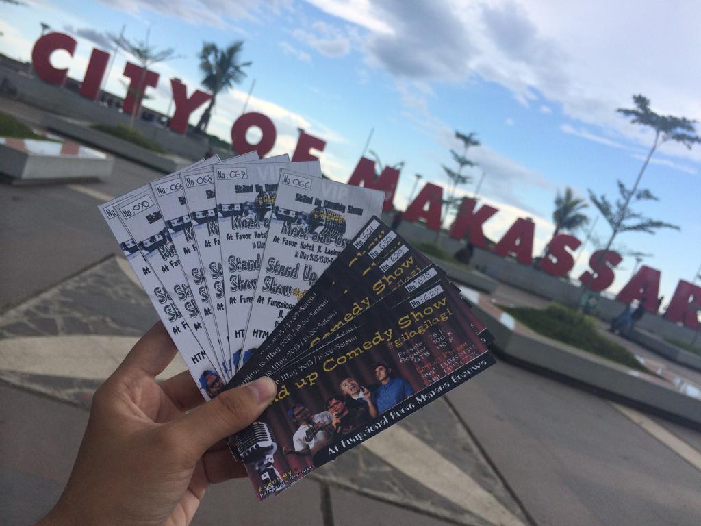 Yg mau beli tiket silahkan merapat kesini~~