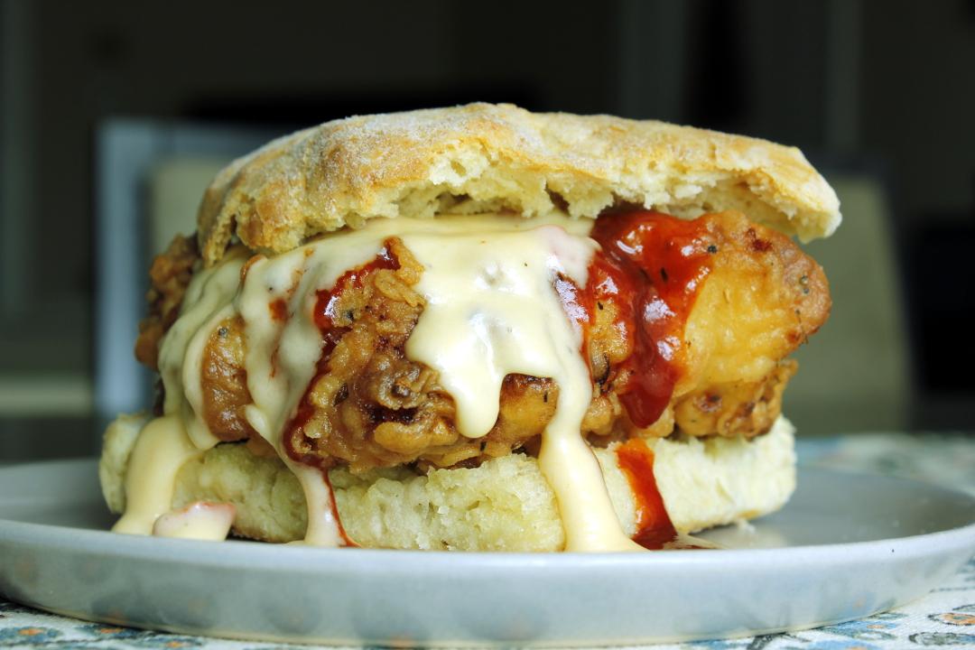 RotioFood's tweet photo. @davidchang Chicken Biscuit.Pimento Cheese.Ssam Sauce #ssamsauce #momofuku #fiahhh #rotiofood http://t.co/WbzMzHEc85 http://t.co/jmfJPkr5mC