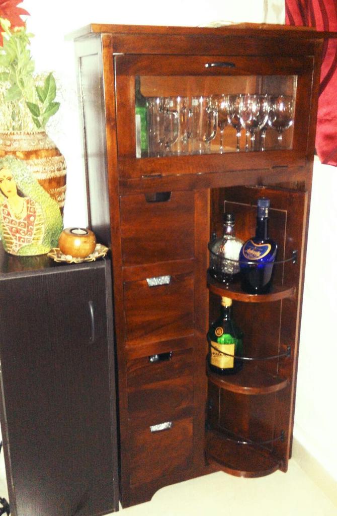 divyaverma's tweet image. Cheers! #myFabFurniture #barunit @FabFurnish @vishwas_in
