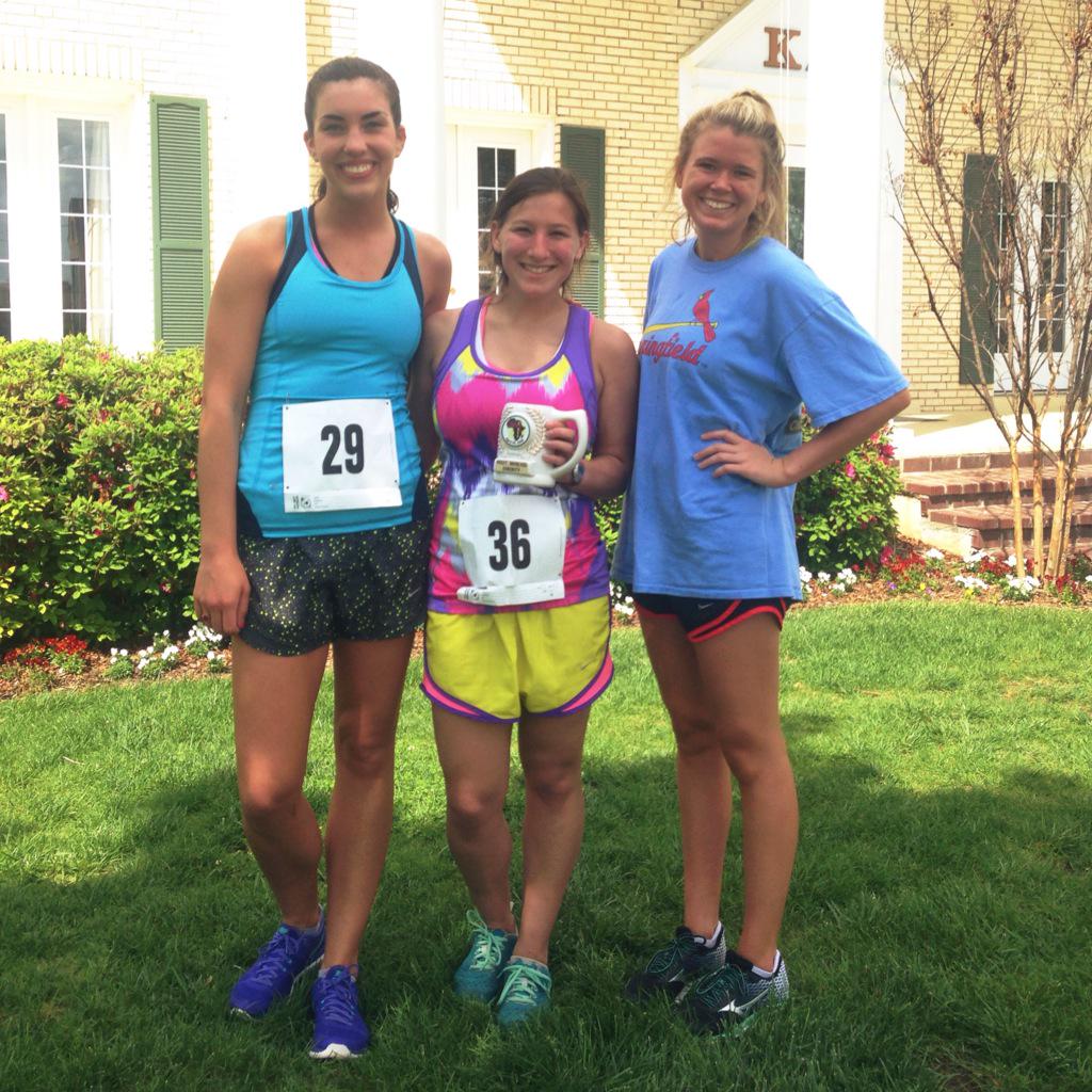 arkansasKD's tweet photo. Most Involved at today's American Marketing Association 5K! Way to go ladiesπͺπ #arkansaskd http://t.co/XYJ2B6Ts5v