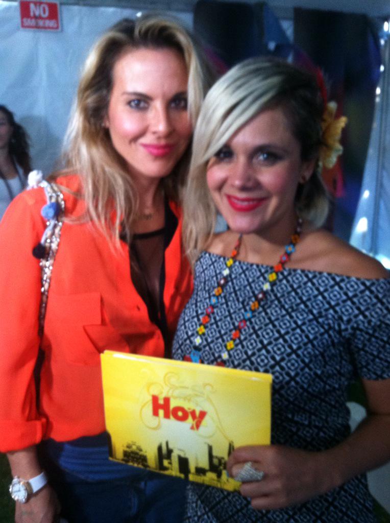 LotfeGalan's tweet photo. Interviewing the  talented Kate del Castillo in the 20th annual Los Angeles Times Festival of Books http://t.co/qoHPlqsjKJ