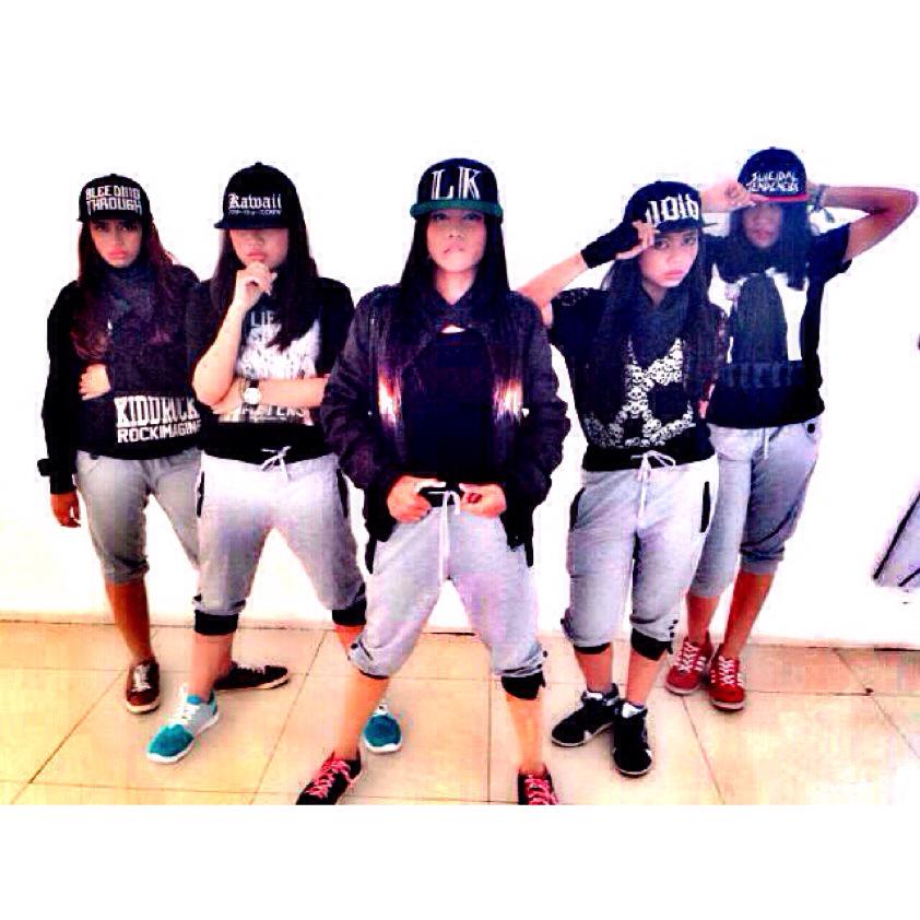 Good job . Dpet juara 1 lagi ,  kategori the best perfom , pertahankan guys :)