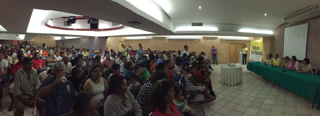 Yes_Nolasco's tweet photo. Hoy refrendamos nuestro compromiso en Tehuantepec con @pepetonoestefan y este 7 de junio ganaremos una vez más. http://t.co/qVMx7FFyRB