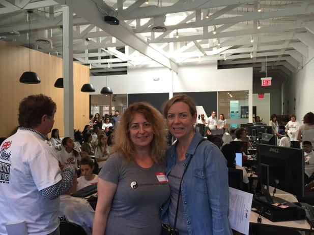 unafox's tweet photo. Shara and Me at the #BRITCODE kids event with @LACoderDojo @TwoBitCircus kicking off this morning http://t.co/CKzHHJLpc6