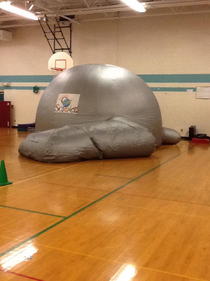 ErikaScheu's tweet photo. We're ready to discover the science of space in the Star Lab with the Michigan Science Center! @LISDCEMaT http://t.co/bGWW9aIIBy