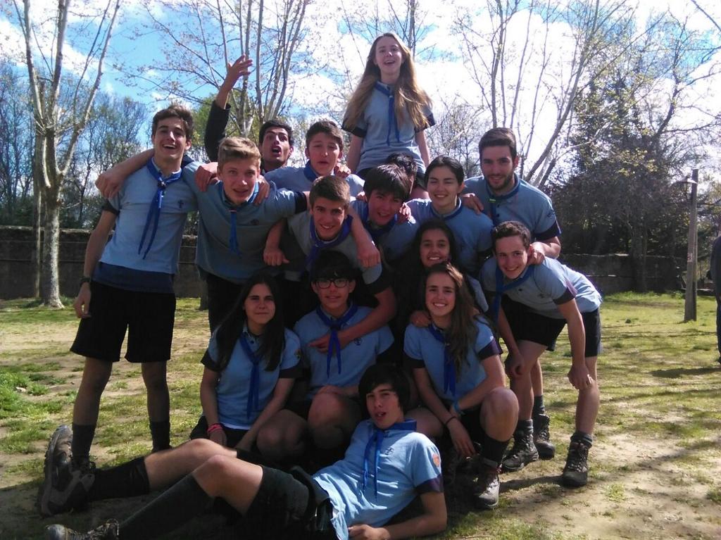 alberto_leira's tweet photo. El buen inter con esta gente #interescultas http://t.co/88pnx153H1