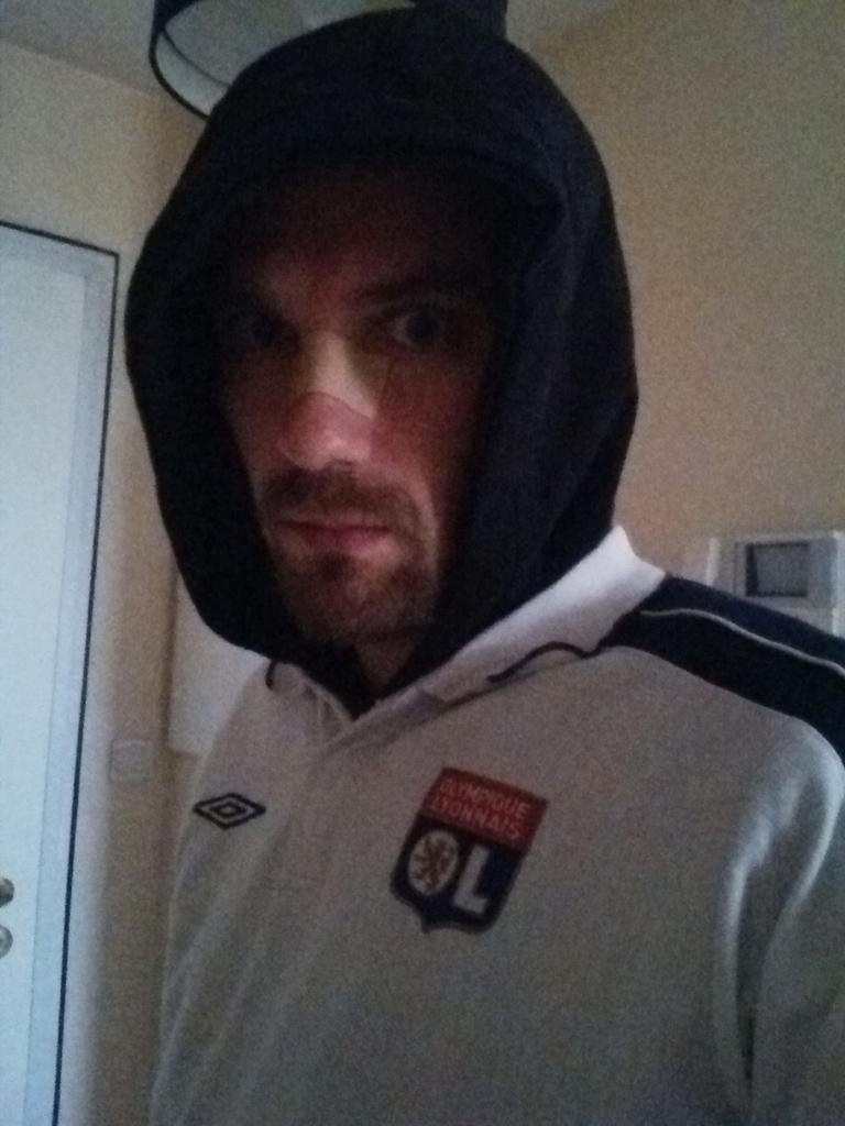 Konef69's tweet photo. Go Gerland :) #ASAB #derby #olasse #antisteph http://t.co/rWRBDGPuvY