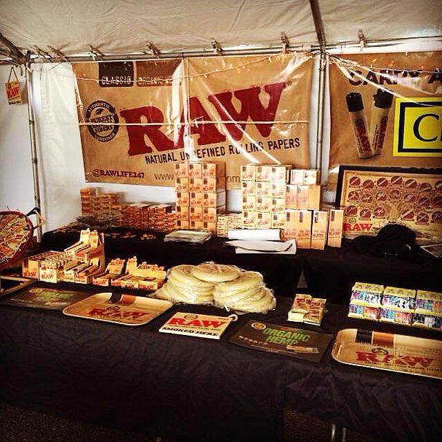 RAWLIFE247's tweet photo. RAW VIP lounge at the #HTCC in Denver ColoRAWdo.
#RAWlife
#HTCC
#ColoRAWdo http://t.co/9ijpf6aKmR