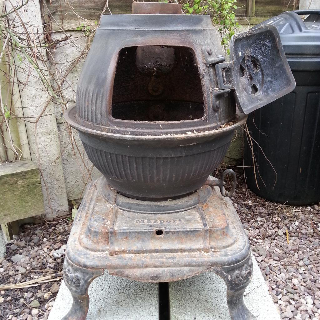 BoxingHares's tweet image. This one is for keeps #woodburner