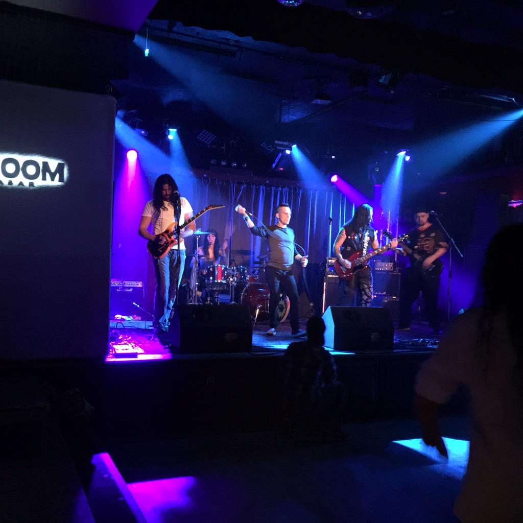 MarshaVancouver's tweet photo. Kickass night watching our friends in @OneLeftAliveOLA tear up @REDROOMVANCITY ! http://t.co/j4KUSYJEBE