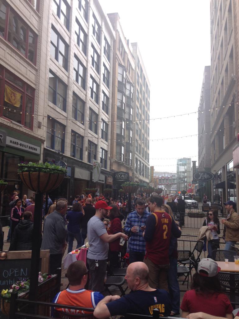 LukeFedlam's tweet photo. 4th St. in #Cleveland. Getting ready for #NBAPlayoffs Let's go!! #AllForCLE cc: @jontuedraper http://t.co/IyHgGfPlU4