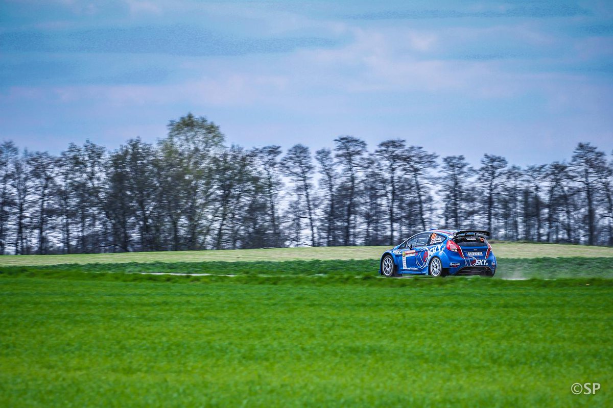 ColorCarPL's tweet image. #habaj #spentany #rajdmikolowski #ford #fiesta #r5 #rally #rajdy