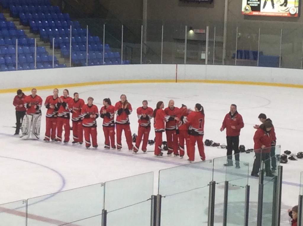 ecrc2015's tweet photo. ECRC U19 gold medalists; Team Ontario. http://t.co/BIyCCcNRO0