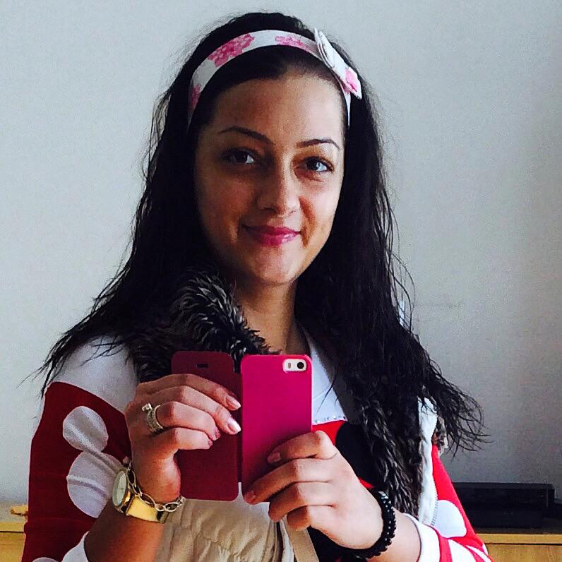 ColcerLaura's tweet image. 