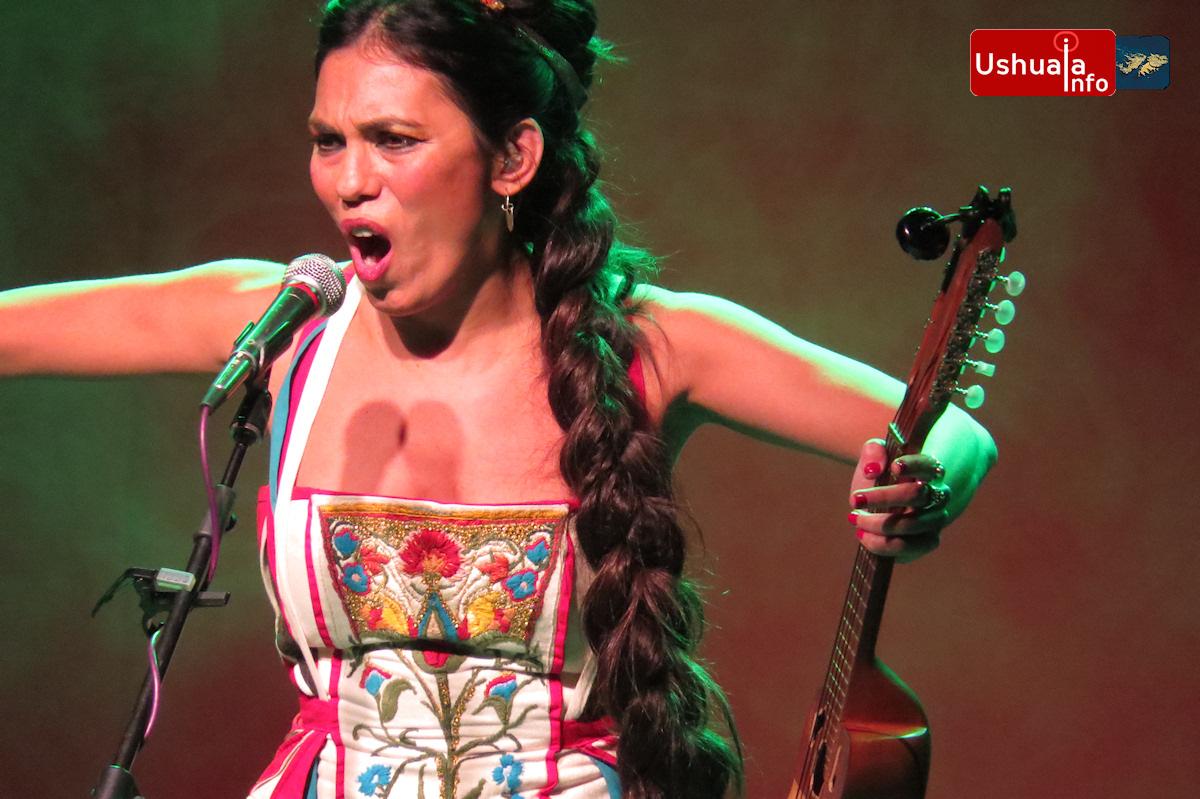 ushuaiainfo's tweet image. Tonolec tuvo un gran debut en Ushuaia ushuaia-info.com.ar/noticias/tonol… @Tonolec_oficial #Tonolec #Ushuaia