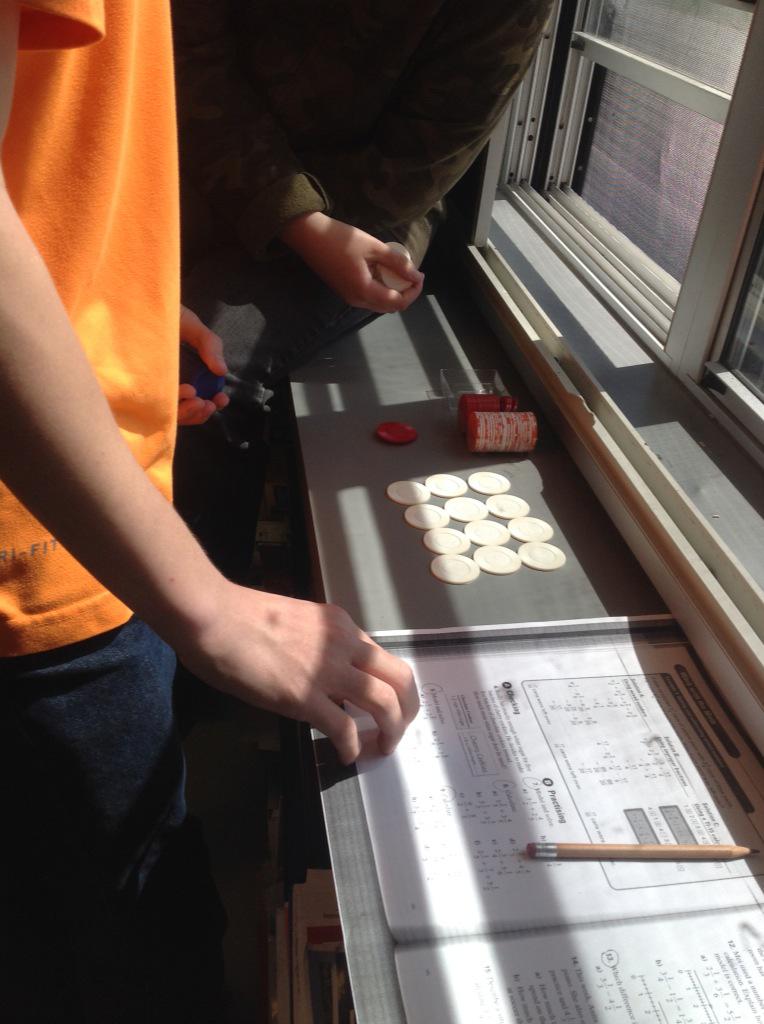 SabrinaTyrer's tweet image. Using poker chips to add fractions using the array model. #addingfractions #varietyofstrategies