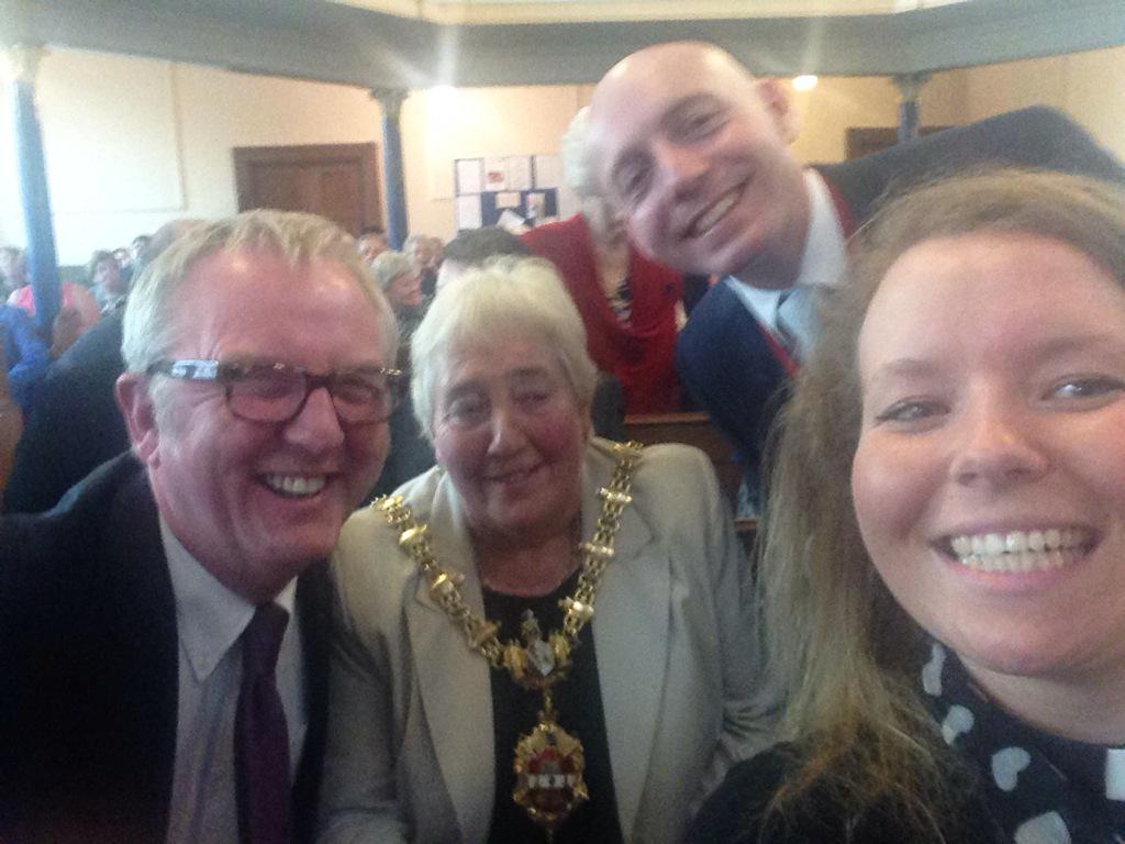 jemimastrain's tweet photo. Community celebration with @IanAustinMP the mayor and her concierge. We love Gornal. http://t.co/xhNi4ugRTG