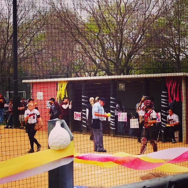 CougarNationCUC's tweet photo. Cougar Softball Kickin Butt AGAIN!!!
#CougarNation #Maroon #Gold #CuChicago http://t.co/rMCDxwnlTb