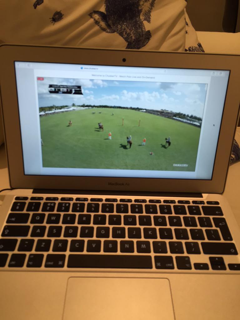 cophanbury's tweet photo. @Pololine @ChukkerTV @TobyWayman Great Sunday Night in London! #getwaymantouk #thumbsuptoby #incrediblaay http://t.co/Ymykff1i1A