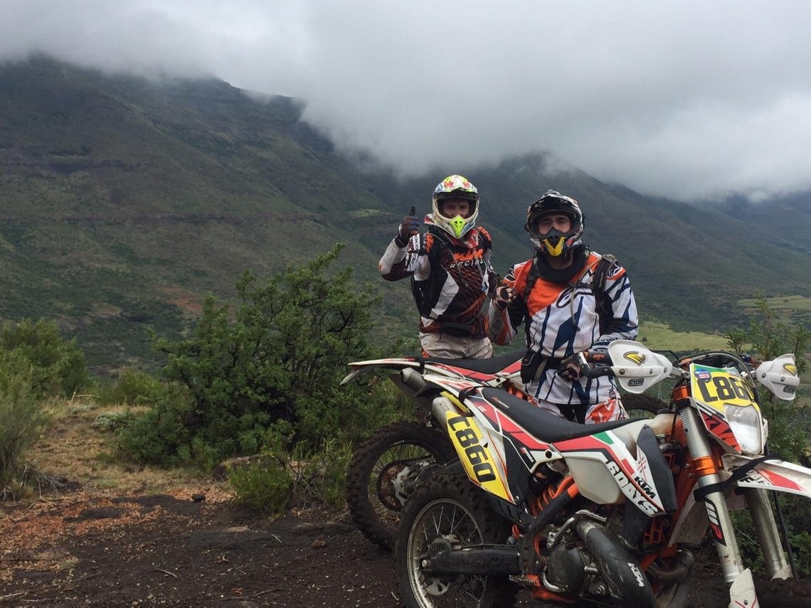 lisadji's tweet photo. Beautiful Lesotho #C381 @roofofafrica @enduroworld @nedbanksports http://t.co/9iHvXjKhQj