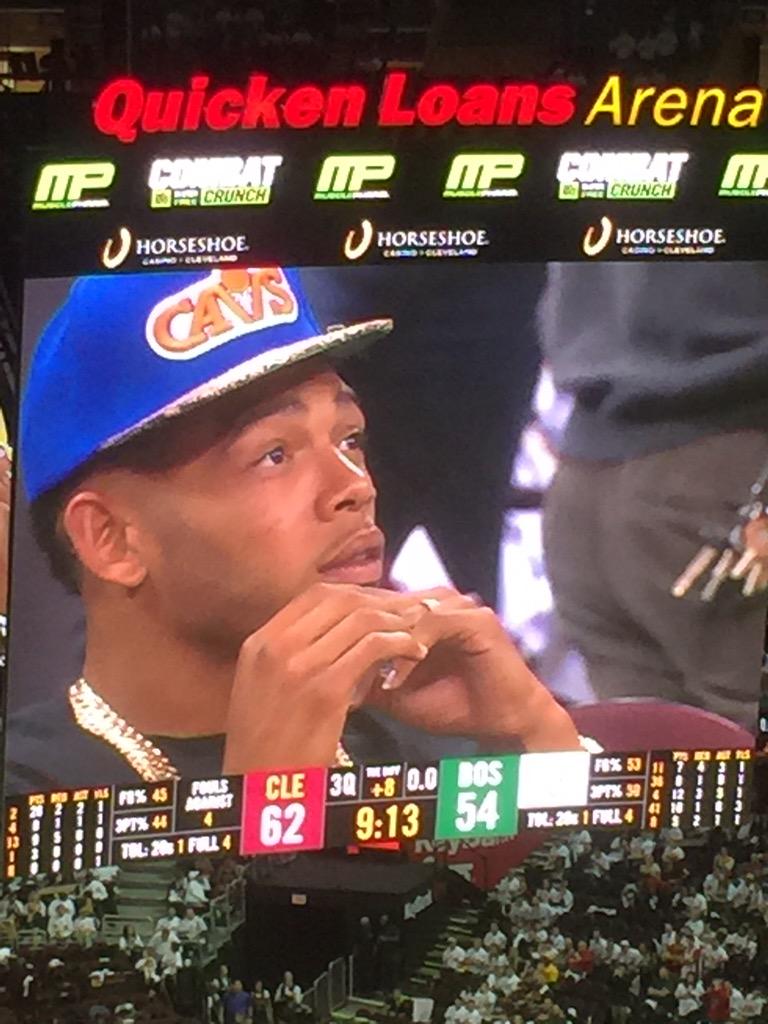 Embedded image permalink