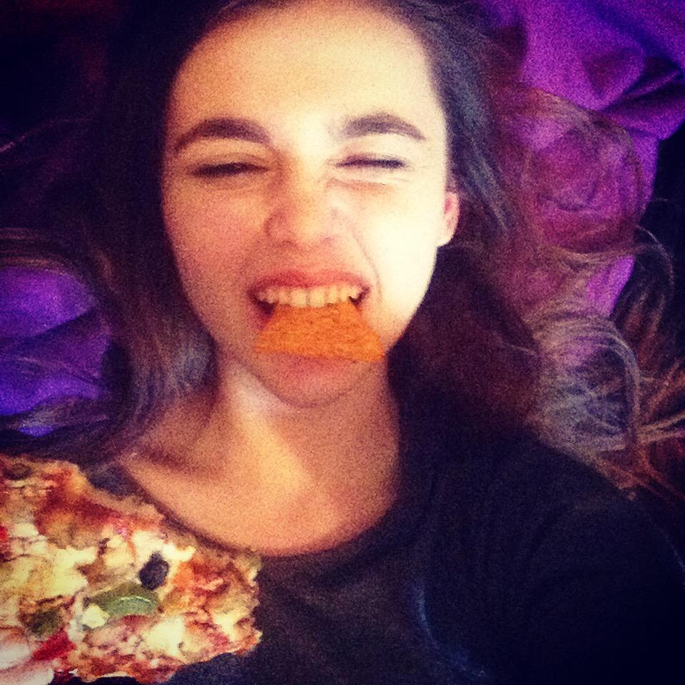 chloegirl_2000's tweet photo. Highlight of my Friday #groundedproblems #yayfood 😍🍕😜😂 http://t.co/I8kmyBNxWZ
