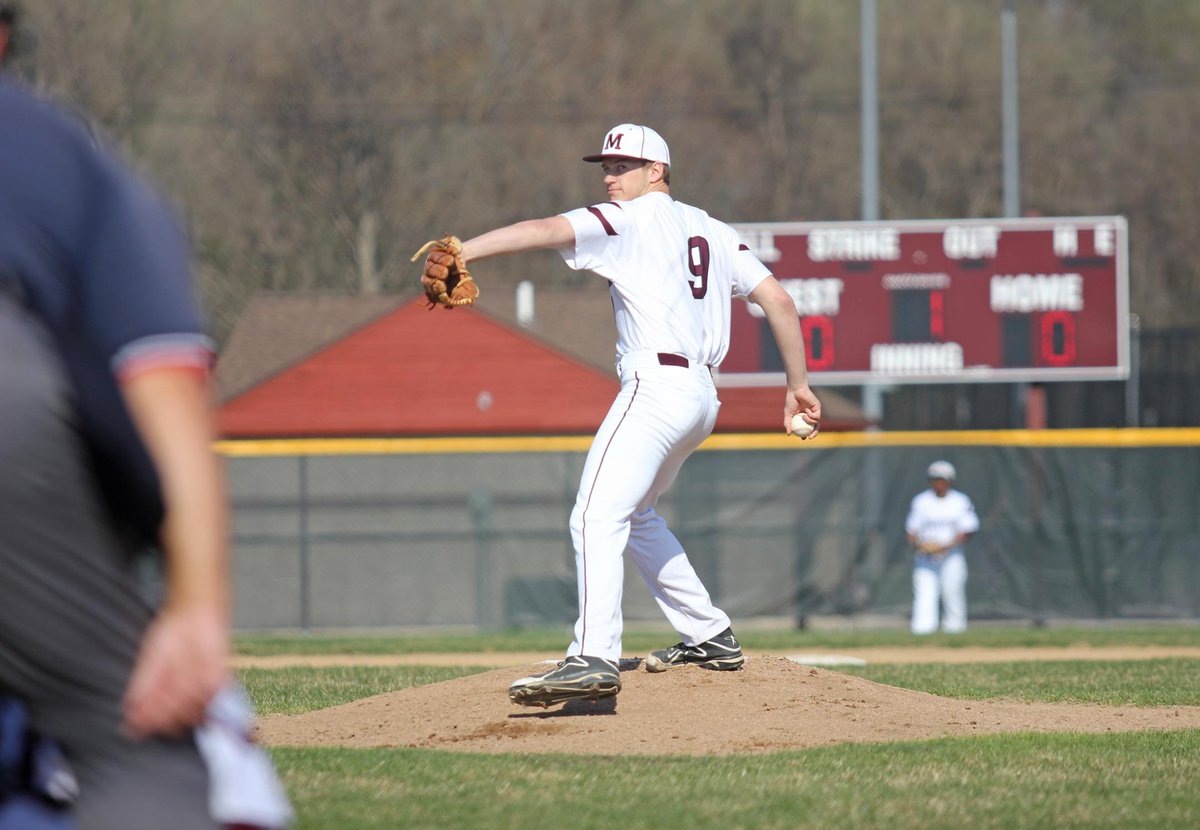 TheFanVSN's tweet photo. Senior @jschmatzy85 deals for #Mishawaka tonight against @Baseball_Marian at Ward Baker Park http://t.co/wKRaszrpEQ