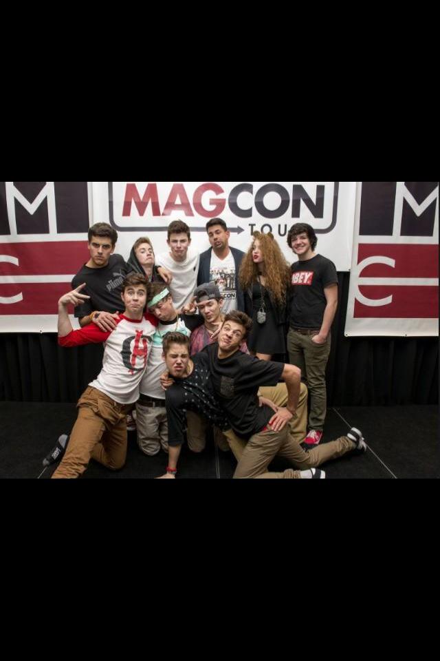 tefiraamos's tweet photo. I'm gonna cry, I'll be back in a minute #OneYearSinceMagconEnded #OneYearWithoutMagcon http://t.co/GRzOgieNCn
