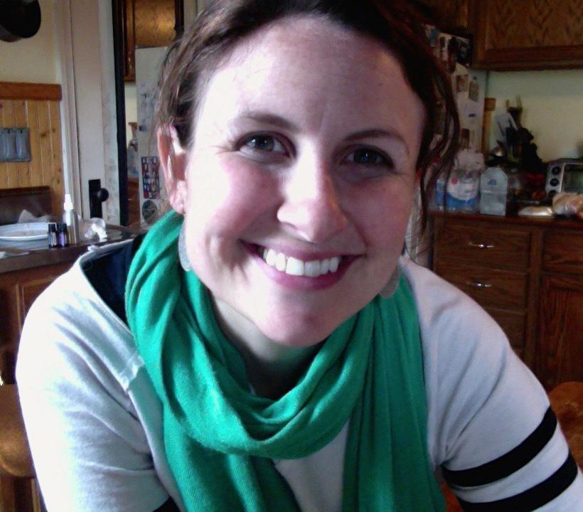 @Caregiving I’ve been wearing my green scarf all day! #caregreen #SupportCaregivers