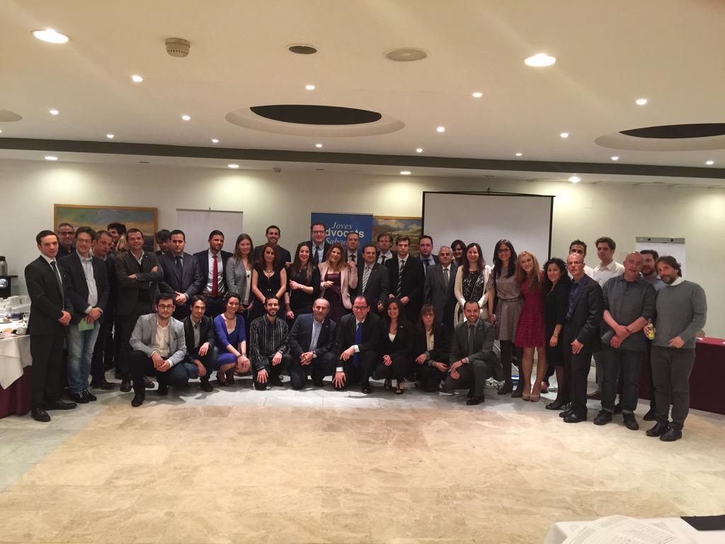 jagarciacazorla's tweet photo. Éxito rotundo del encuentro de @advocatsjoves del @icasbd por su #NetworkingJAS . Mi felicitación. http://t.co/8PBX7mCssz