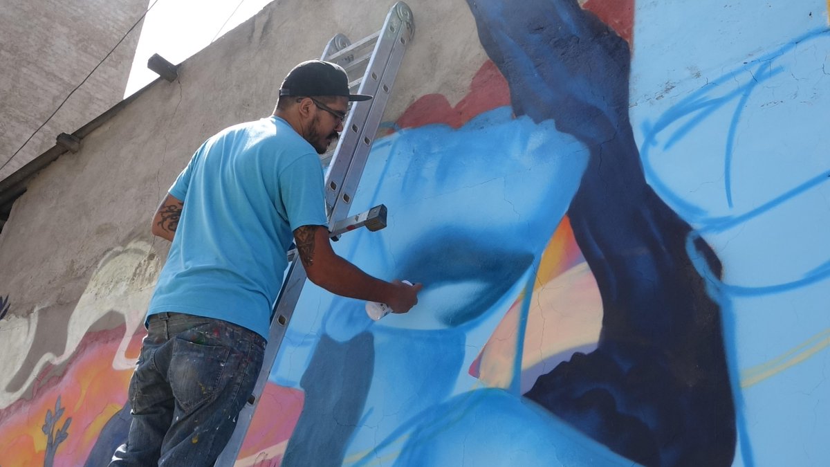 LosTiemposBol's tweet photo. [VÍDEO] Artistas urbanos muestran su talento en #Cochabamba #BAU2015 http://t.co/JV5GFHDIjj http://t.co/Uz5qtHIYVp