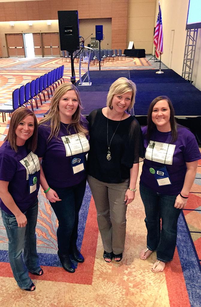 Visiting with fellow Crashers #ILCUCONV #ILAC2015CRASHERS  <a href="/streatoro/">SOCU</a> @IllinoisLeague