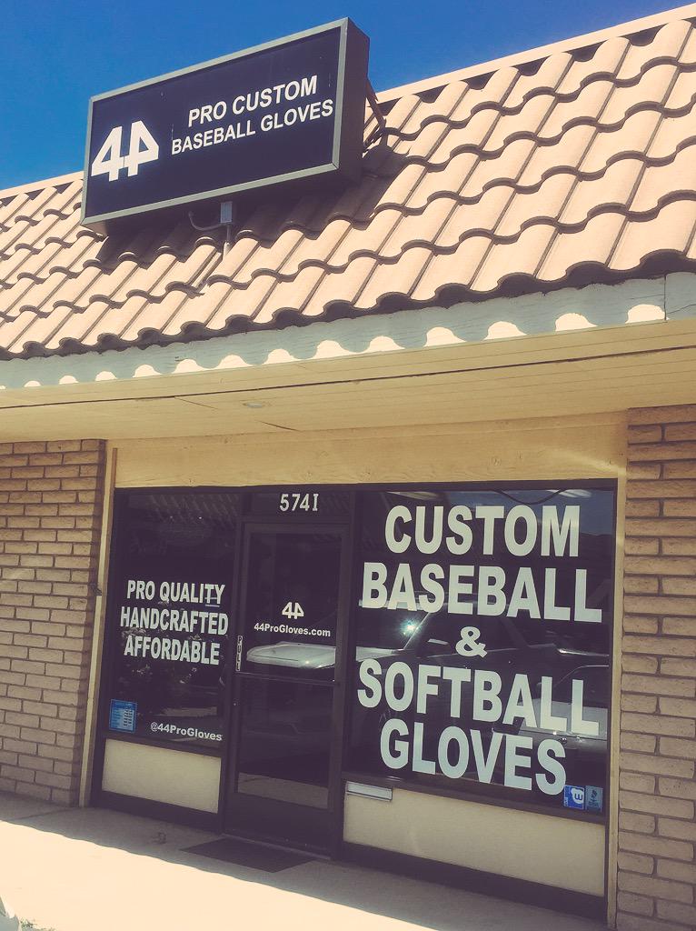 44ProCustom's tweet photo. #Shop44 open until 6pm today! Located in San Marcos,CA. http://t.co/iNXQhrB9YE