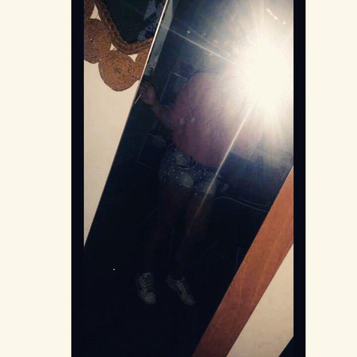 M_trini25's tweet photo. Quien critica mi ausencia , tiene miedo de mi presencia... http://t.co/rOXj7xf27J
