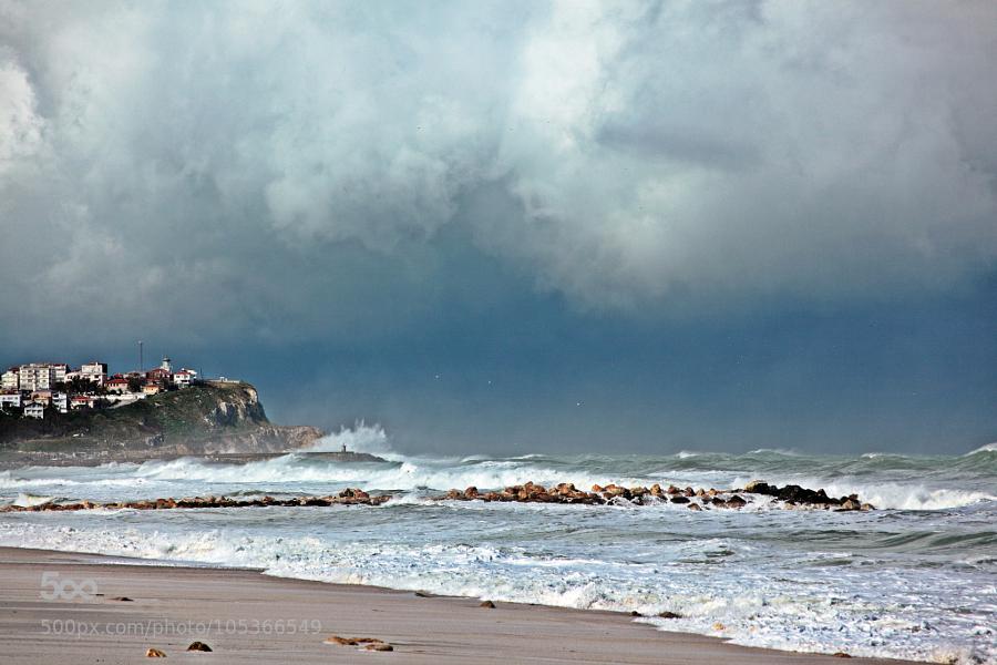 CoverGap's tweet image. #Storm by SelahattinNizamPhotography - covergap.com/?p=122118 #Gloom #Obscuration #Sea #Weather
