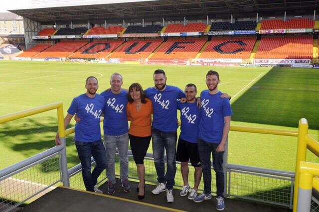 russrobb's tweet photo. @42in42JMA @Rosiekellysmith @stevesmithxxx @reallorraine 
Amazing!! Thank you xxx http://t.co/SKPmkXaKo0