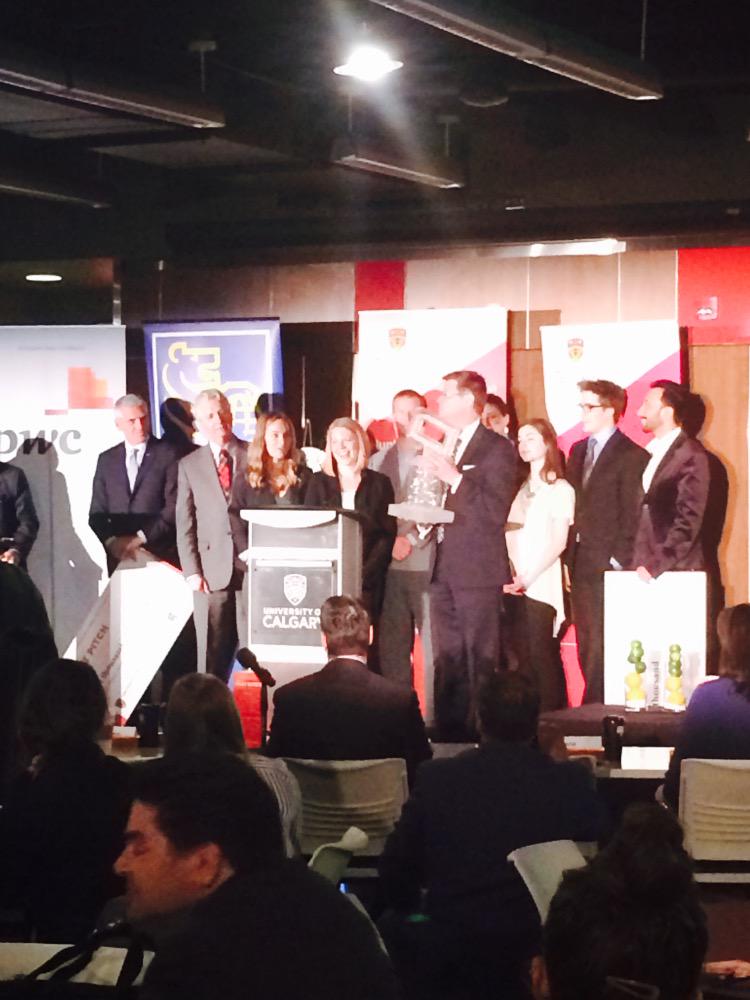 HaskayneSchool's tweet photo. #Securelet accepting their first place trophy! @Hunter_Centre http://t.co/Uo51gX6xdL