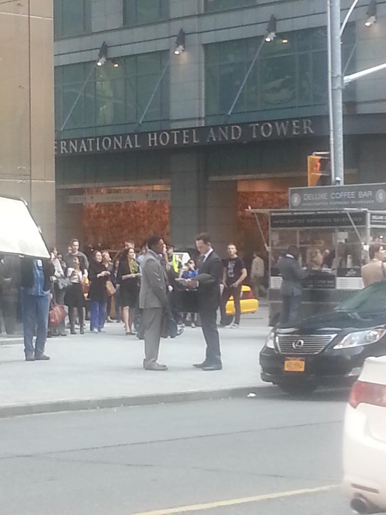 Look for #MikeRoss and @Suits_USA #filming outside <a href="/BayAdelaideCtr/">Bay Adelaide Centre</a> and <a href="/TrumpToronto/">Toronto trump</a>