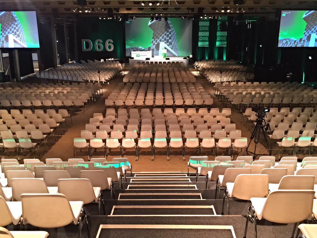 Nu nog leeg, maar morgen propvol. Voorbereidingen voor #d66congres in volle gang <a href="/van_nelle/">Van Nelle Fabriek</a> in <a href="/D66Rotterdam/">D66 Rotterdam</a> <a href="/D66/">D66</a>