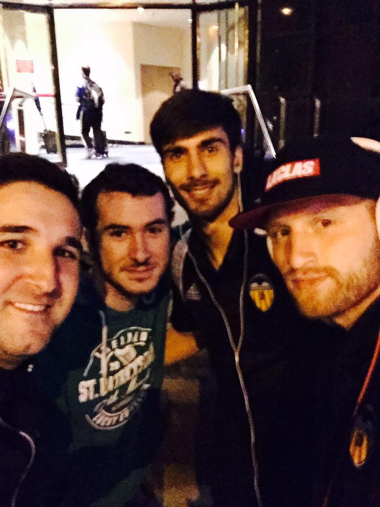 _ferIB's tweet image. Amunt, mañana ganamos @juanlm21 @MustafiOfficial @aftgomes @valenciacf