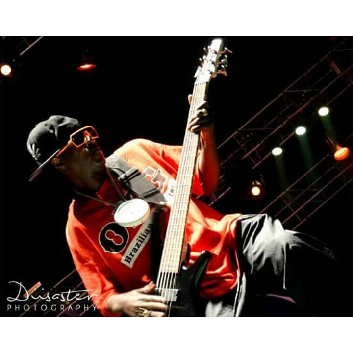 Diisasterphoto's tweet photo. Momentos @HipHopFestMx @PublicEnemyFTP @PepsiCenterWTC @ZepedaBros @diisasterfaty en el lente #df #fest #show #live http://t.co/aywVO0OtcL