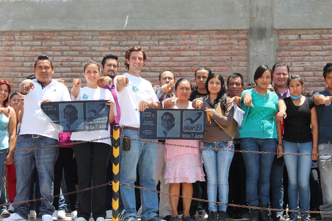 guicho_cobo's tweet photo. Vamos por mejorar tu seguridad pública y patrimonial #GuichoVaPorTi #Tehuacán #Distrito15 http://t.co/vhy5ruNpoF