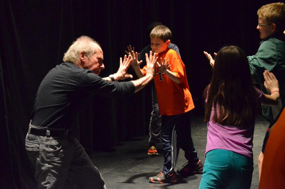 CSideAlumni's tweet image. Yesterday, our 4/5 class got some hands on experience with....miming! 
countrysideschool.org/news/detail.as…