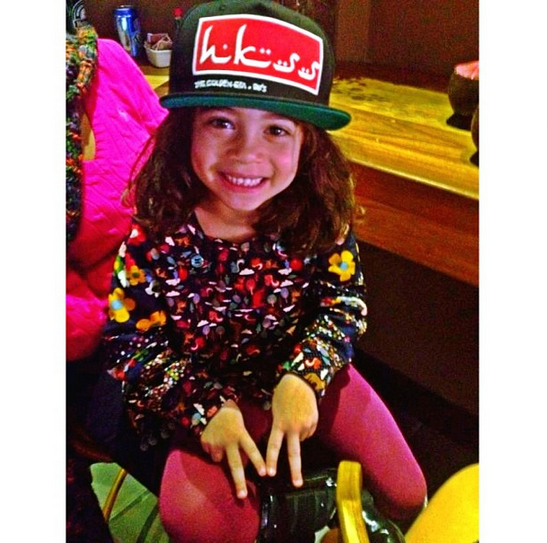 borges_hkss's tweet photo. PRINCESINHA MAIS LINDA, VESTINDO @Hkss_faclub @spinardi_  @FalaSpinardi  @DJQualy @SPVIC @luisleep @LUIZBOLAUM http://t.co/9ZNqhF5wDN