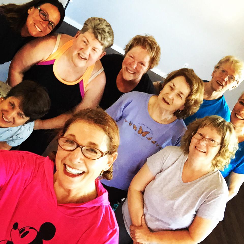 sparklerepeat's tweet photo. Friday morning ladies. #zumba #teamsparkle #sparkledancestudio http://t.co/mgZFmTvzX6