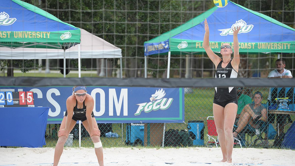 StetsonBeach's tweet photo. Recap: Hatters Open #ASunSVB Tourney With Commanding 5-0 Win over UNF - http://t.co/FdOFg0qa9n #GoHatters #Rise http://t.co/HrEsLMQBoj