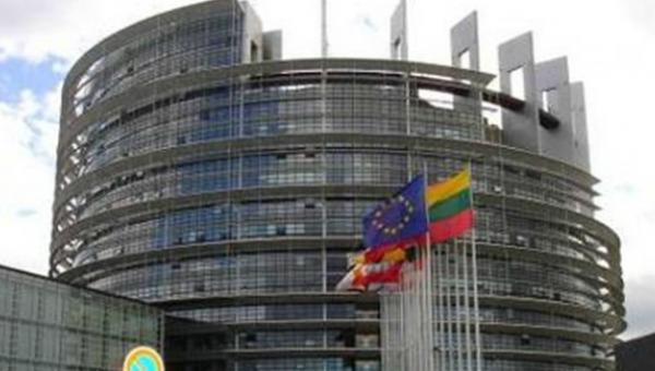 MariaCorinaYA's tweet photo. Histórico "@thayspenalver: Unión Europea solicitará a Venezuela respetar DDHH en el país
http://t.co/QTNqBs0Yd3 http://t.co/D2iDocyEYh"